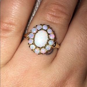 Vintage 10K gold and opal ring *Final Price*